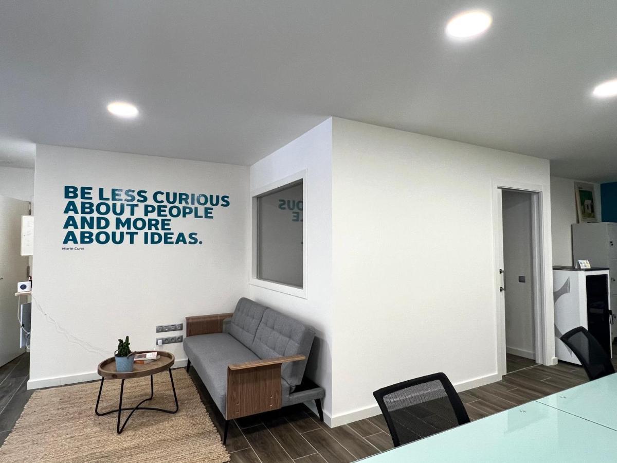 Espot Cowork & Apartments - L'Amfitriona Exterior foto